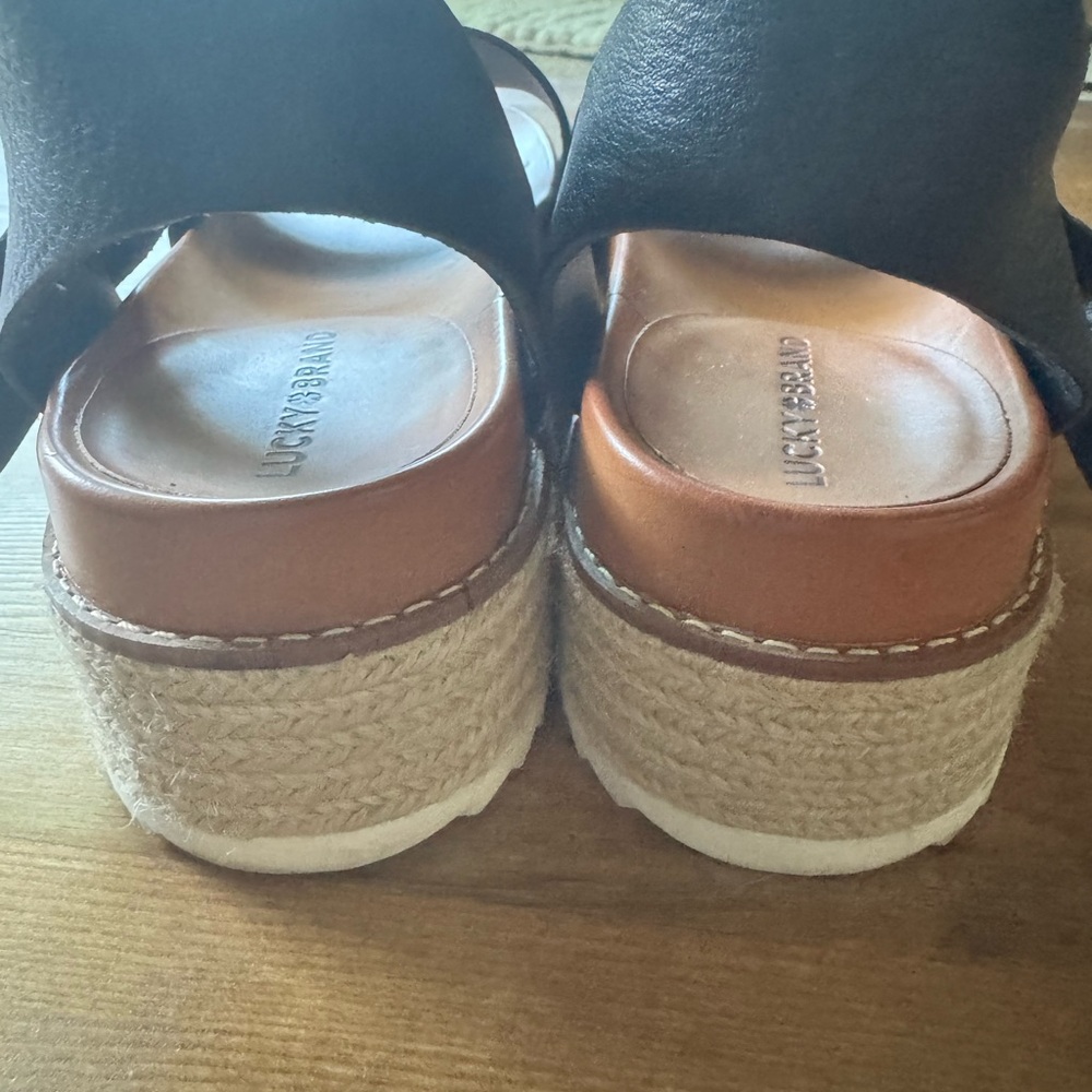 Lucky Brand Black Leather Sandals NWOT - Picture 8 of 9